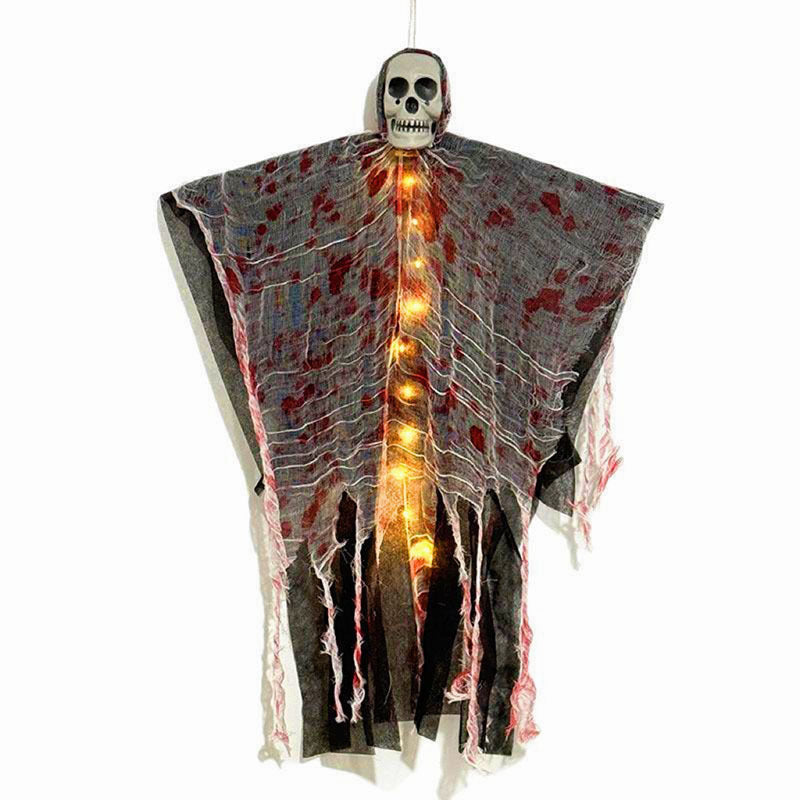 Decorazione di Halloween con teschio luminoso tinto di sangue, fantasma da appendere, ornamenti per esterni