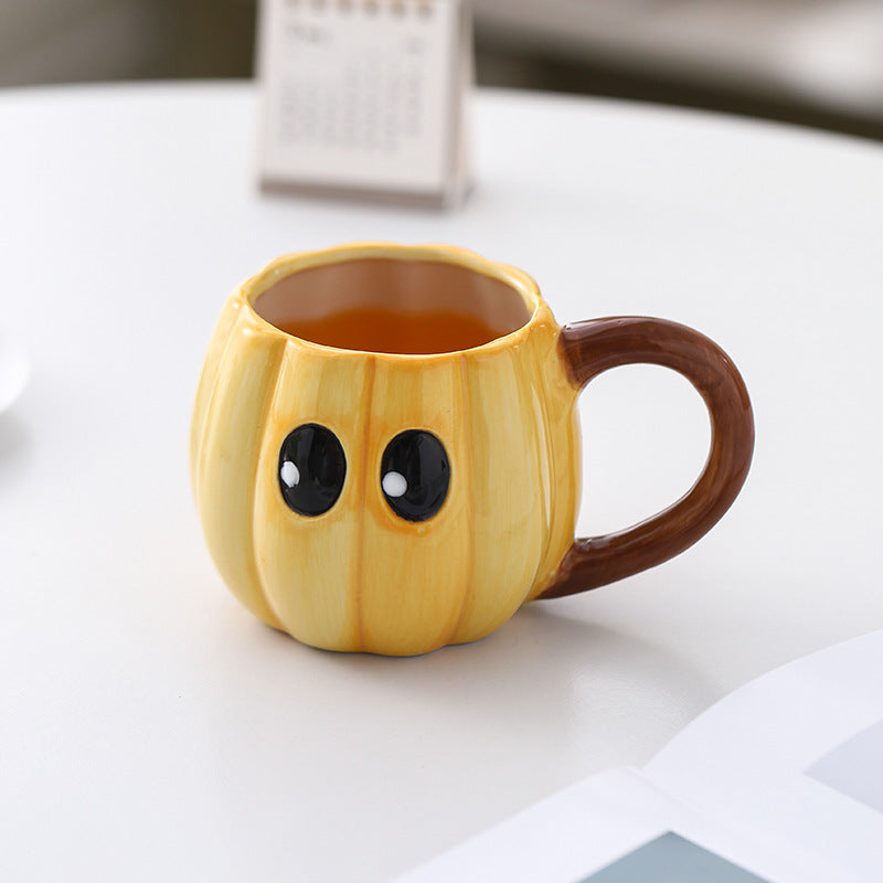 Tazza in ceramica di Halloween con simpatica zucca fantasma